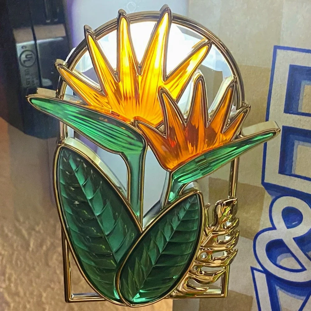 BATH AND BODY WORKS BIRD OF PARADISE NIGHTLIGHT WALLFLOWER FRAGRANCE PLUG